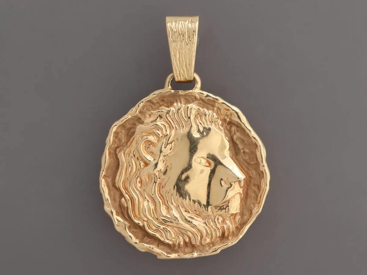 14K Yellow Gold Large Lion Head Medallion