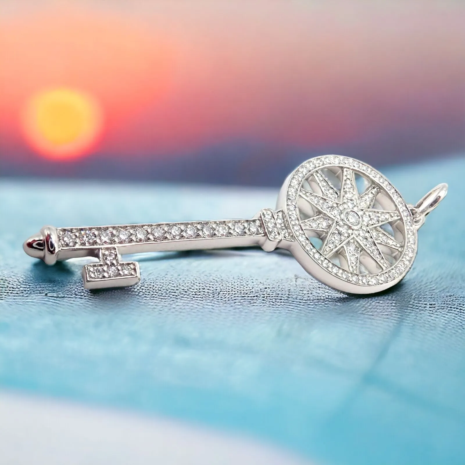 Authentic! Tiffany & Co Platinum Diamond Key Star Pendant Necklace