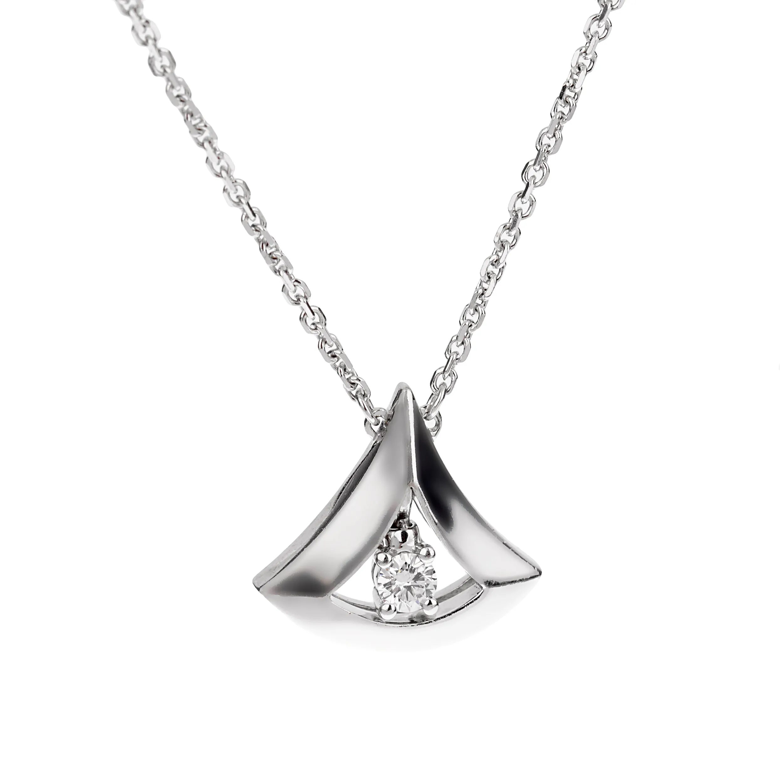 Bvlgari Divas Dream 18k Diamond White Gold Pendant Necklace