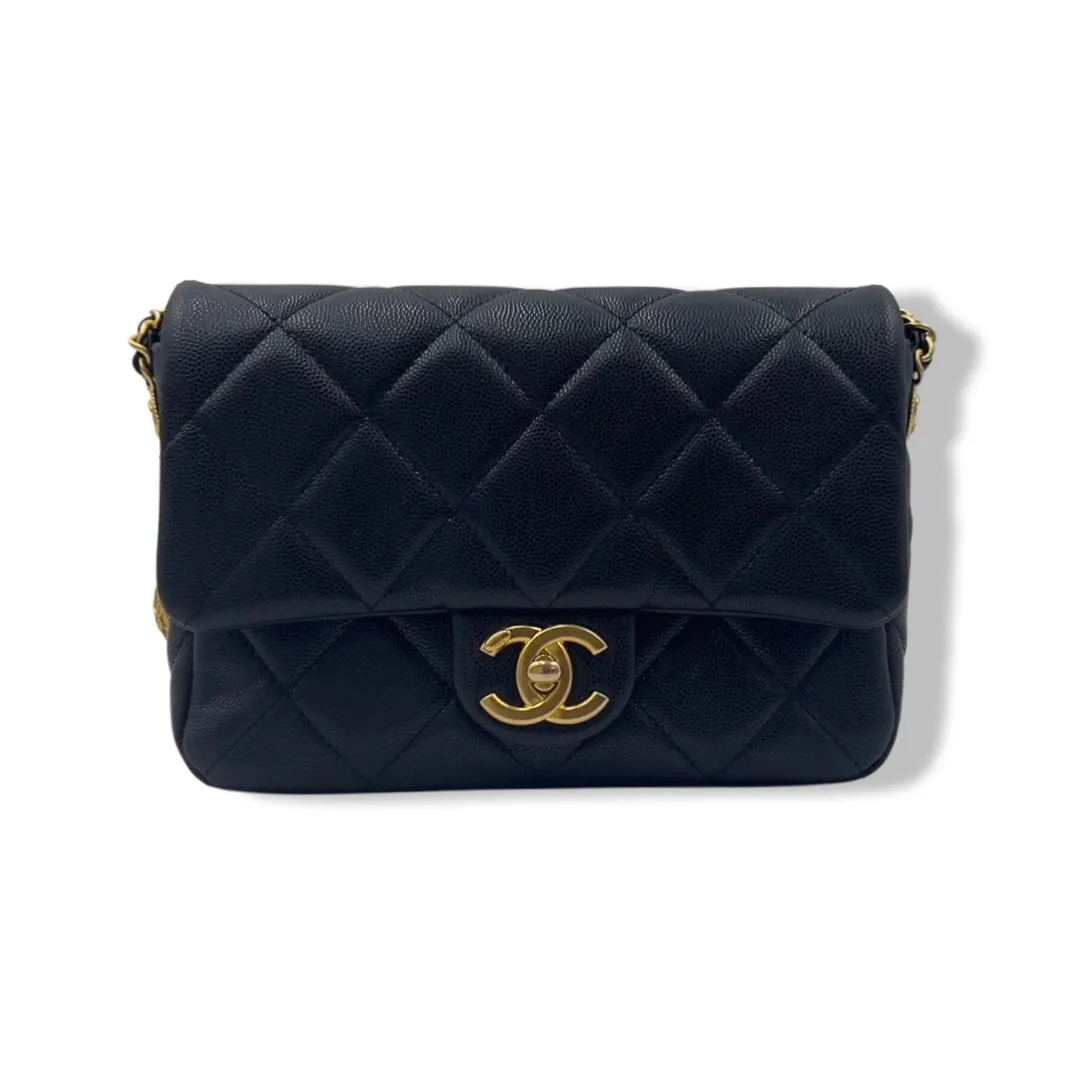 Chanel Medallion Mini, Twist Your Buttons