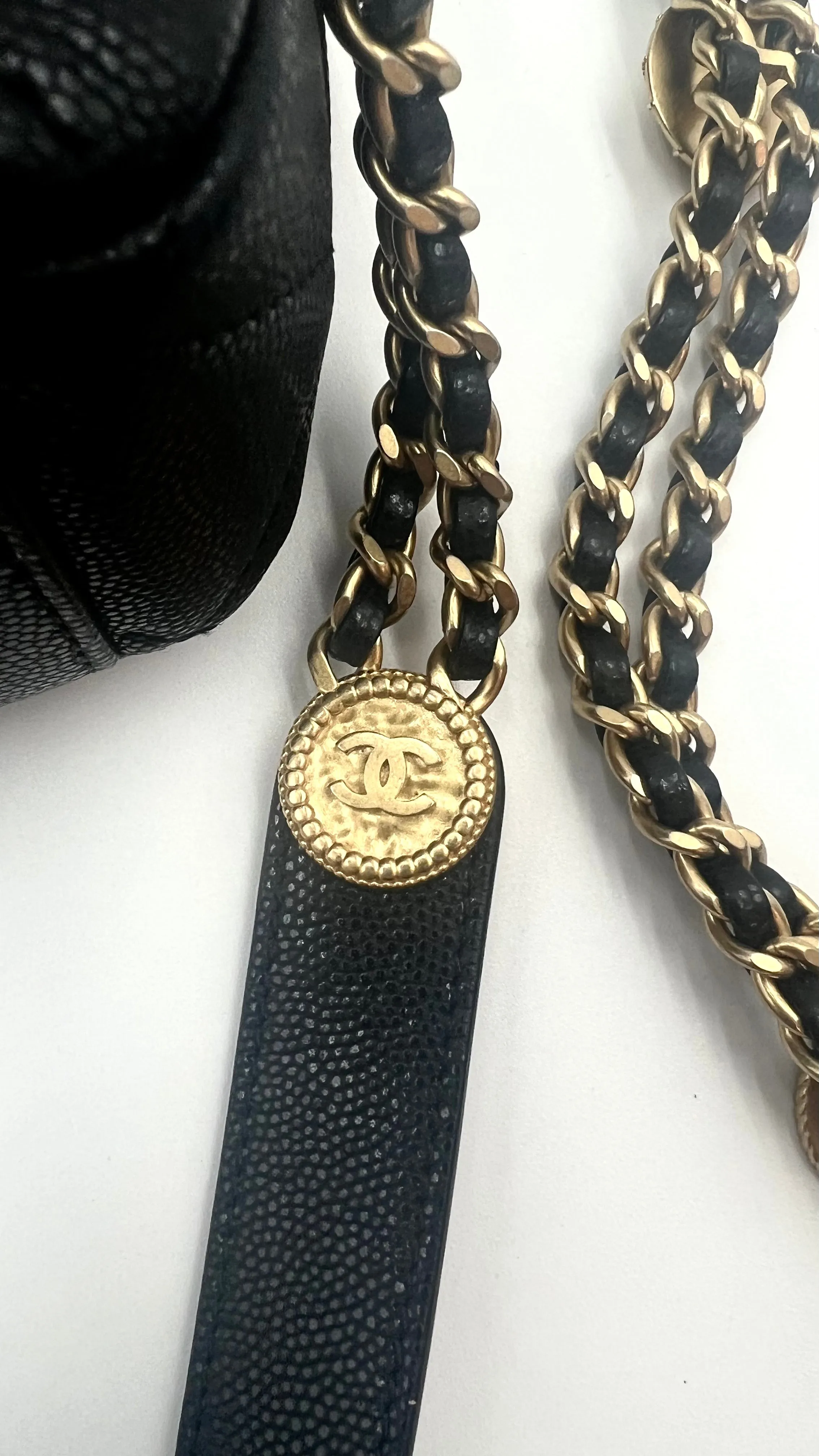 Chanel Medallion Mini, Twist Your Buttons