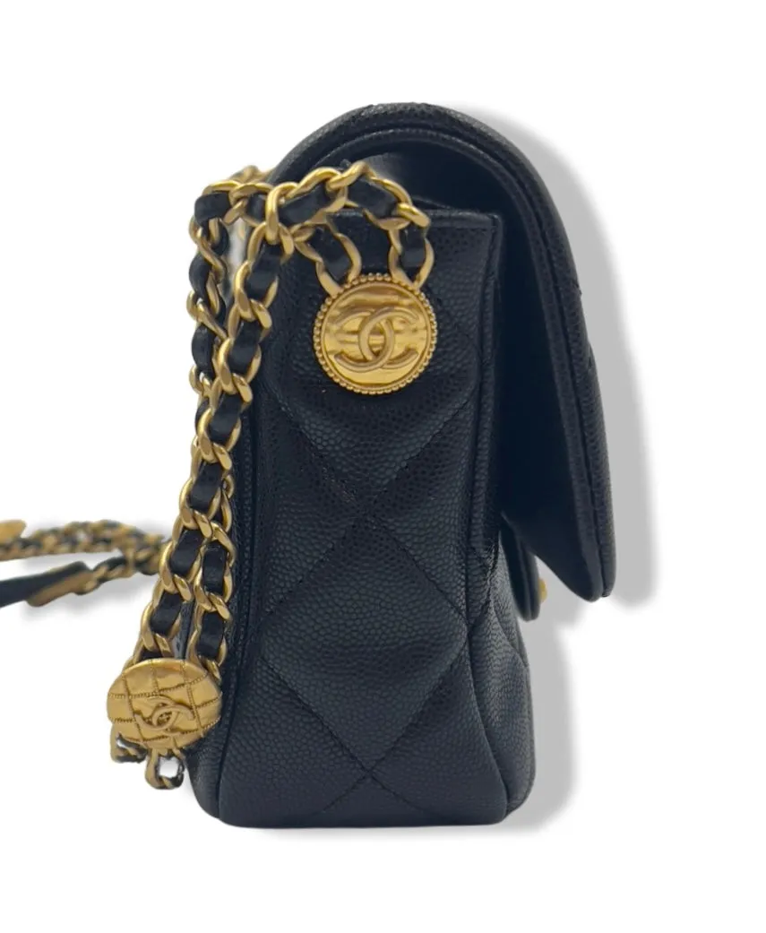 Chanel Medallion Mini, Twist Your Buttons