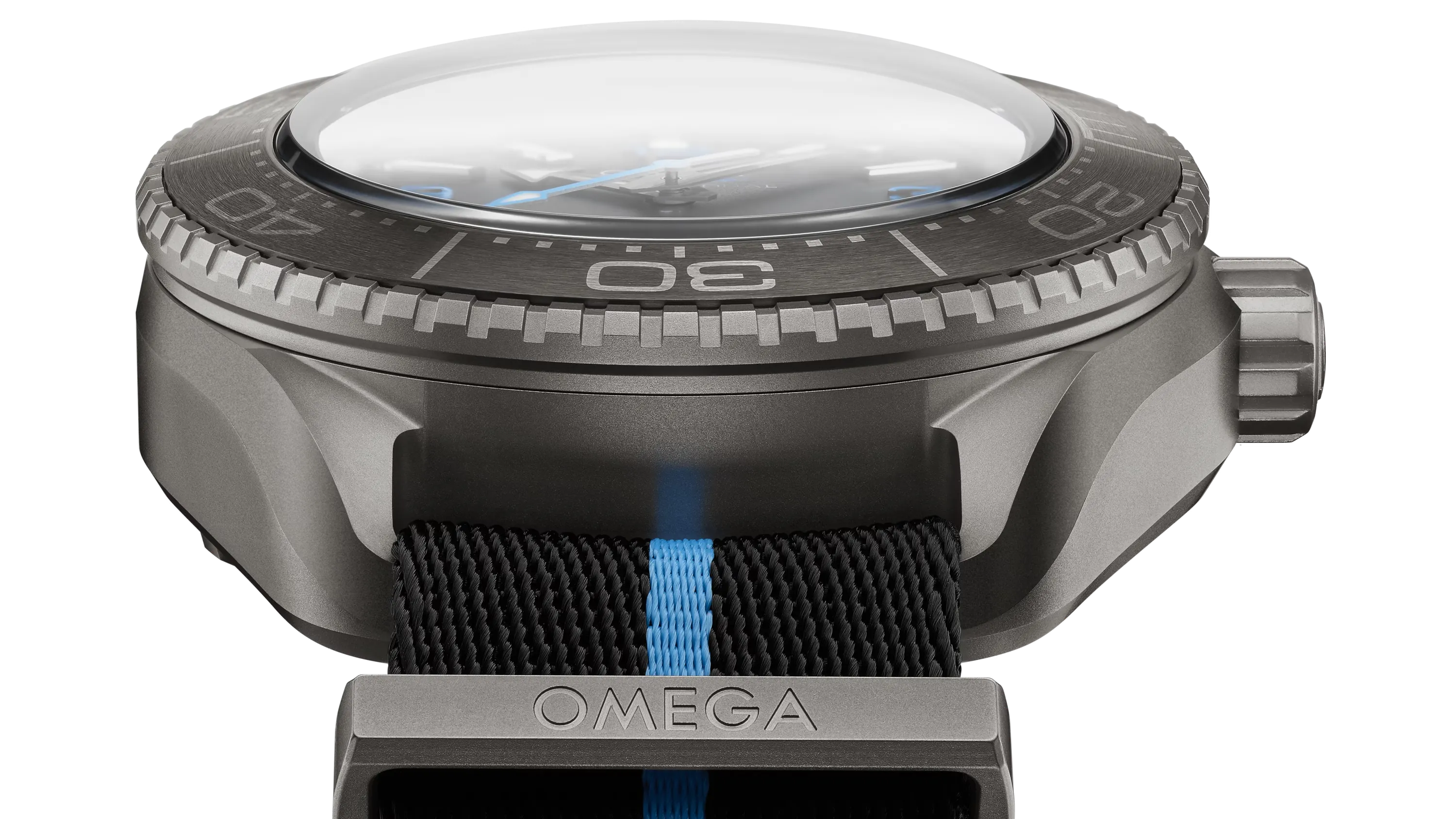 OMEGA-ULTRA DEEPSEAMASTERPLANET OCEAN 6000M45.5 MM, TITANIUM ON NATO STRAP 215.92.46.21.01.001