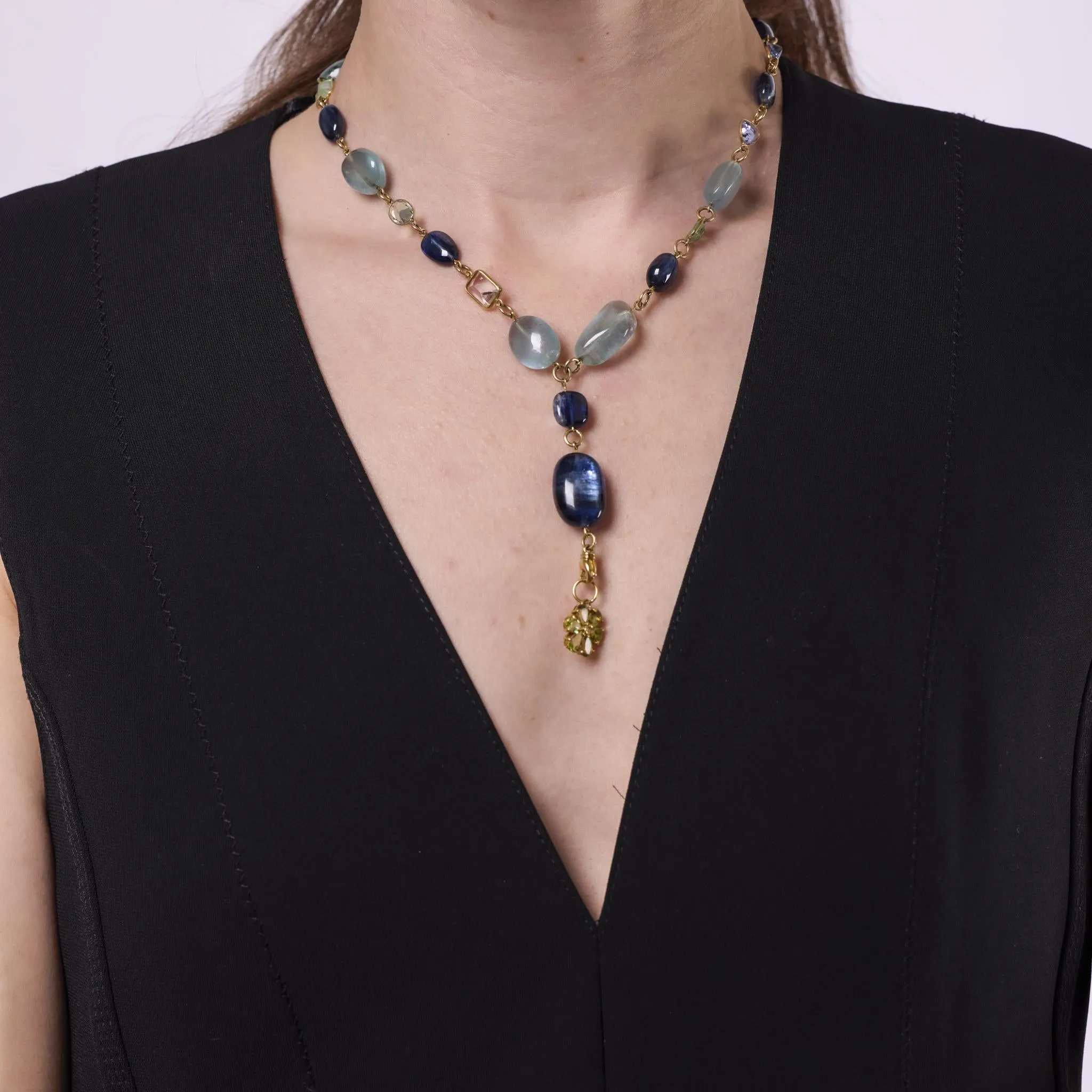 Vintage 220 carat total weight gemstone 18k yellow gold necklace