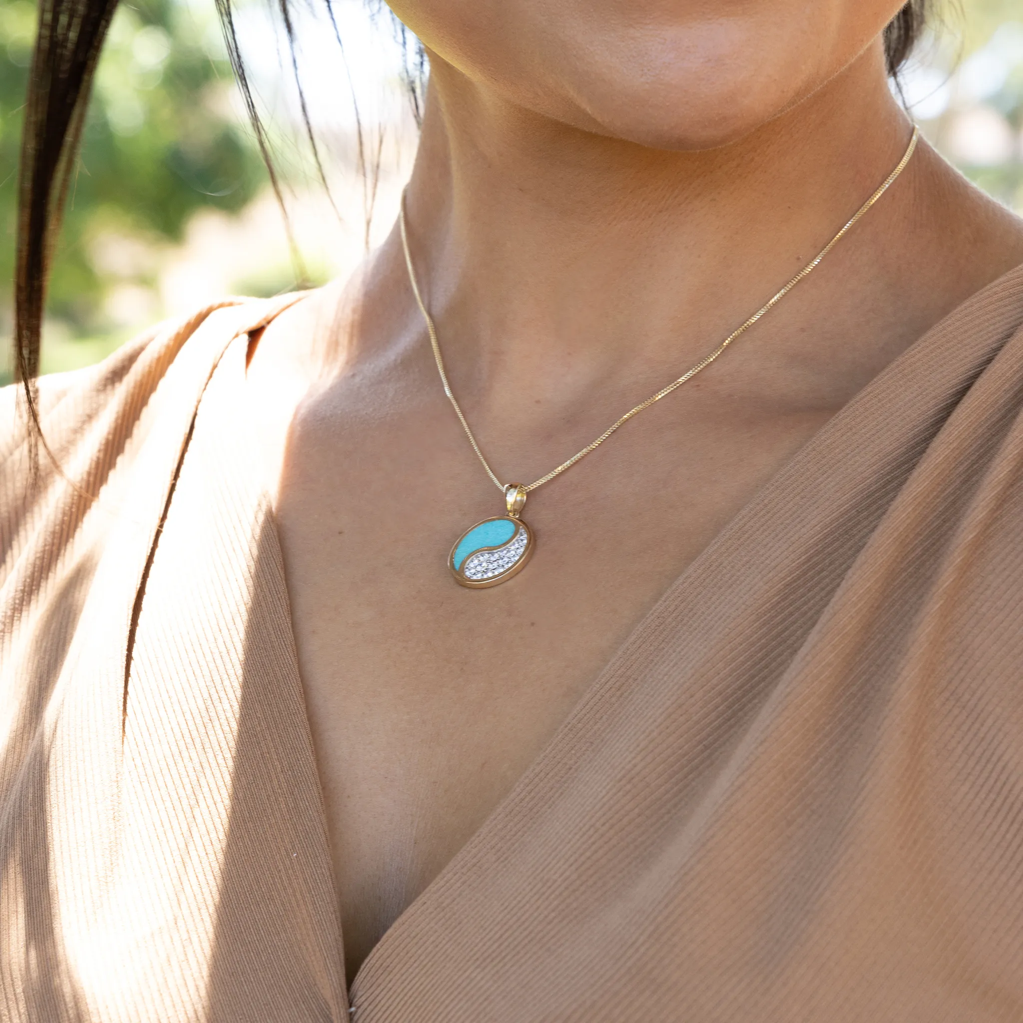 Yin Yang Turquoise Pendant in Gold with Diamonds - 22mm
